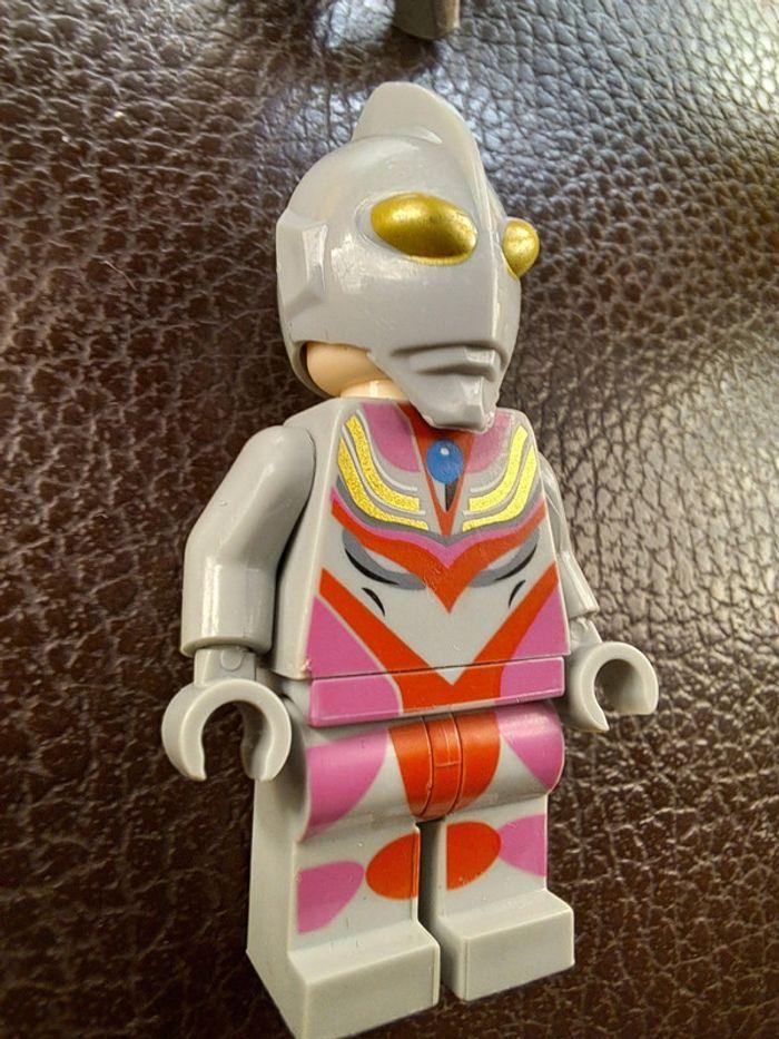 Figurine Lego compatible Ultraman - photo numéro 3