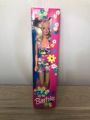 Figurine barbie mattel en boîte vintage 1993 non ouvert