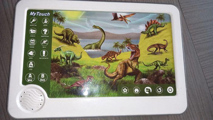 Tablette interactive dinosaure