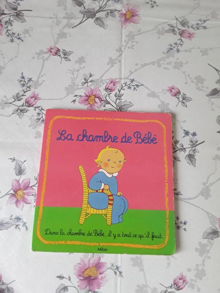 Livre bébé - photo numéro 1