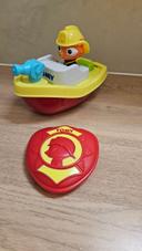 Mon bateau de pompiers Tut & Go Tomy - Jouet pour le bain