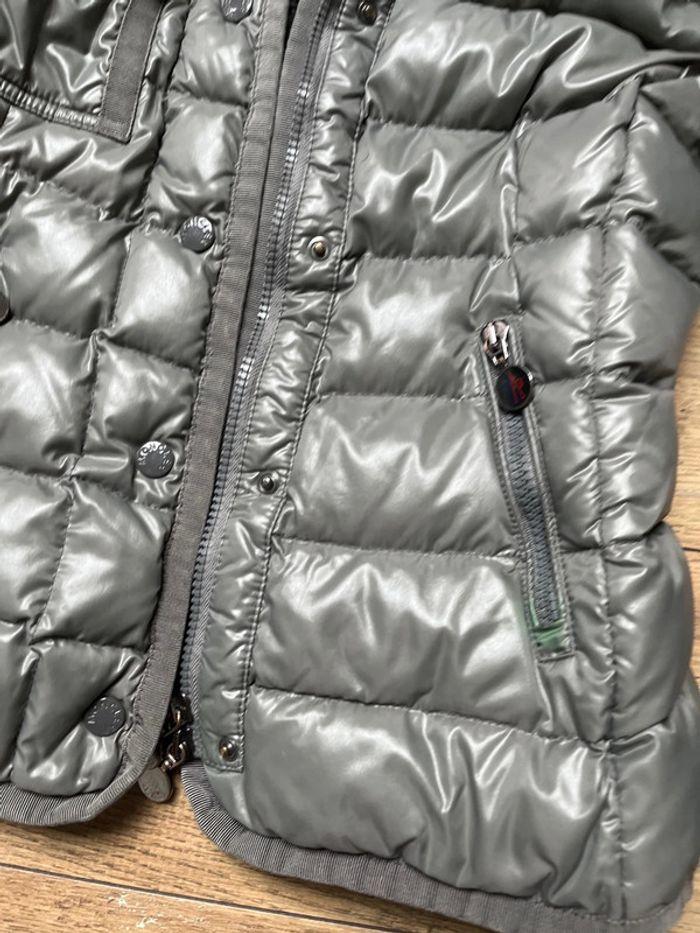 Doudoune à capuche Moncler en duvet gris taille XS cintrée chaude - photo numéro 9