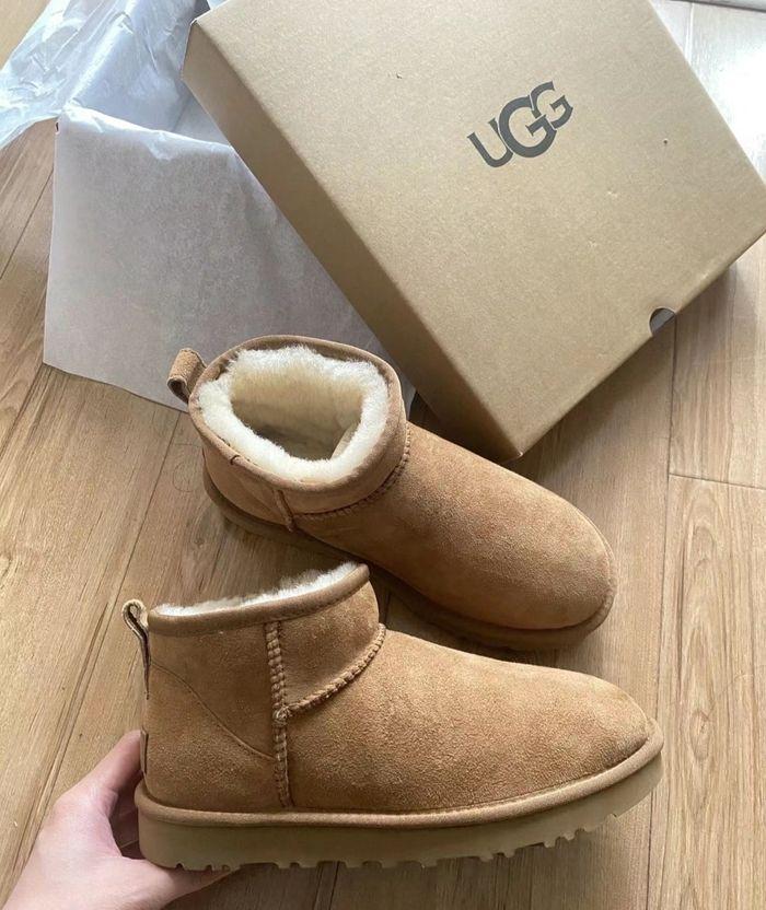 UGG snow boots EU 43 - photo numéro 1