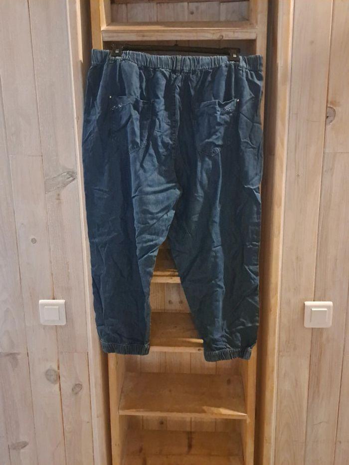 Pantalon bleu jean taille 46/48 - photo numéro 2