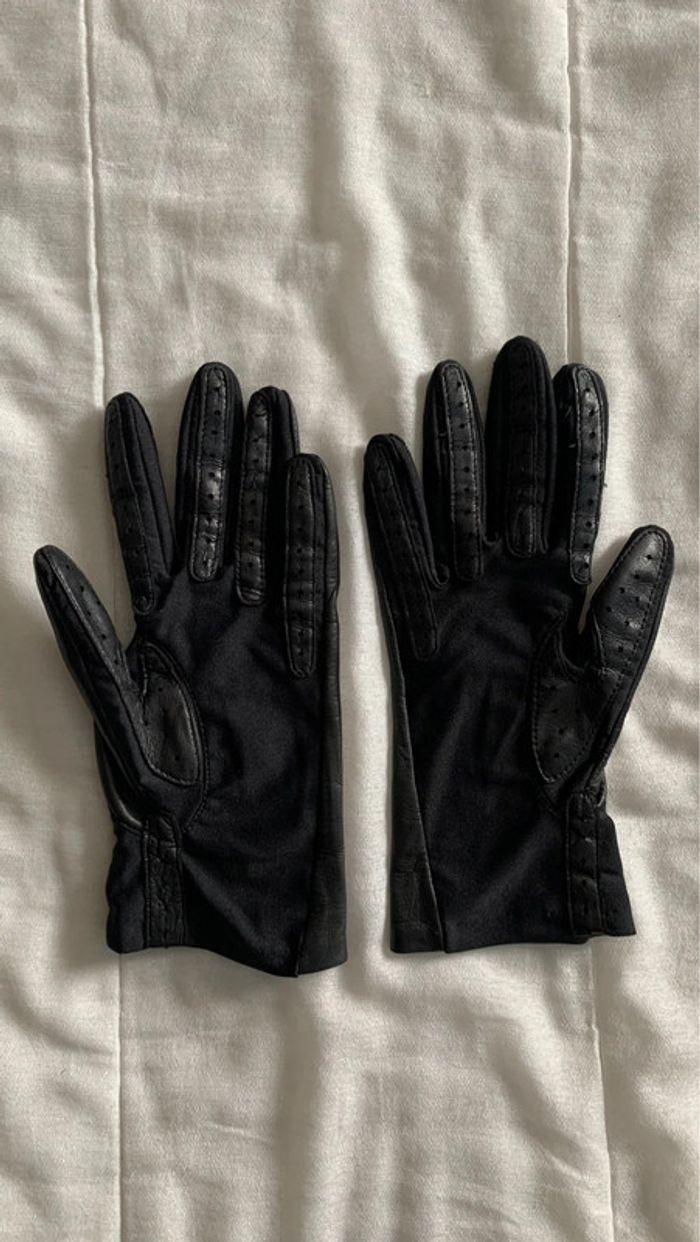 Gants noirs avec strass - photo numéro 2