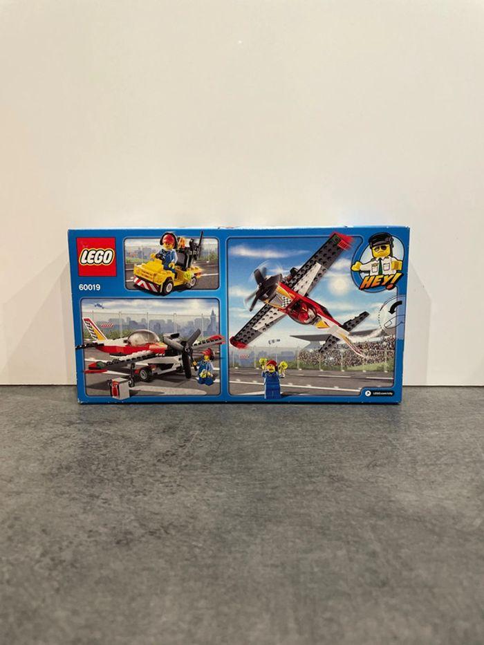 LEGO City 60019 L’avion de voltige - photo numéro 2