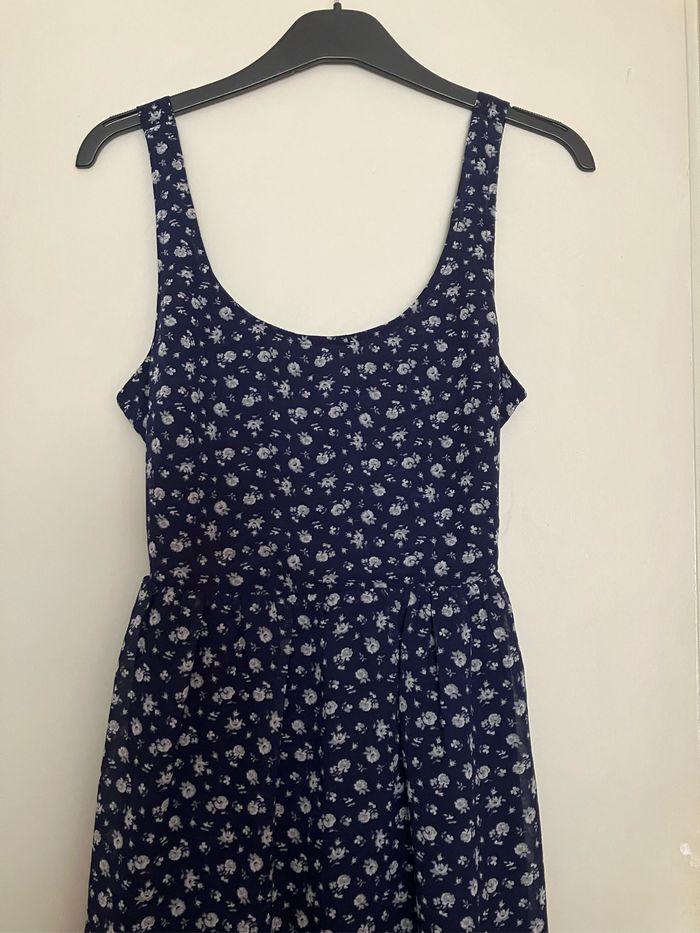 Robe fluide et dos-nu Jennyfer Taille S (3€) - photo numéro 2