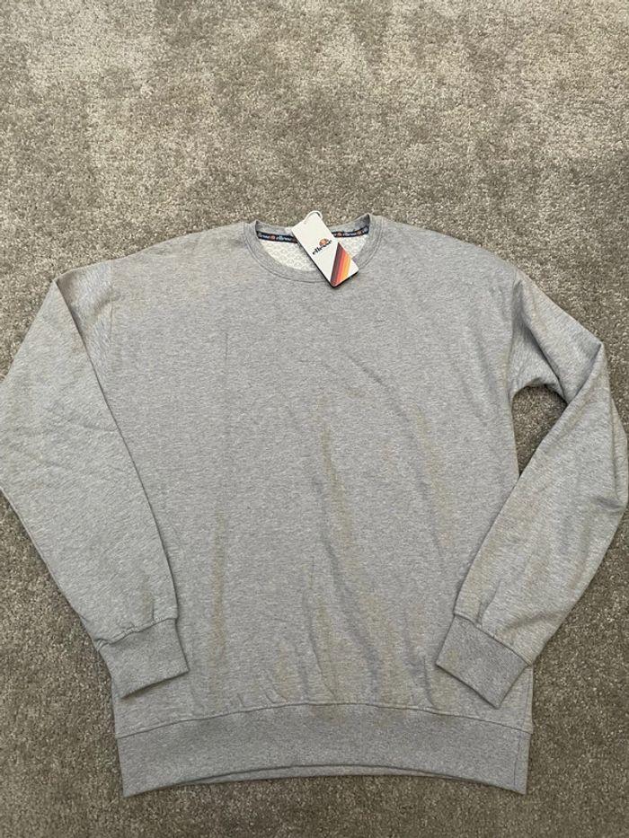 Sweat homme Ellesse taille S - photo numéro 2