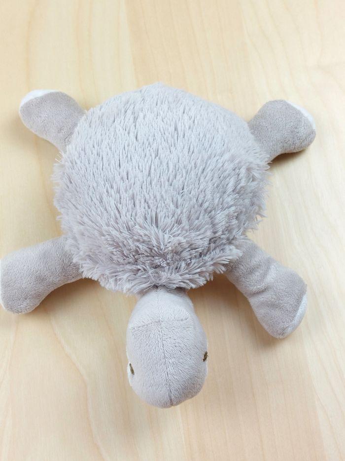 Peluche doudou tortue blanc gris BNP Paribas environ 22 cm - photo numéro 2