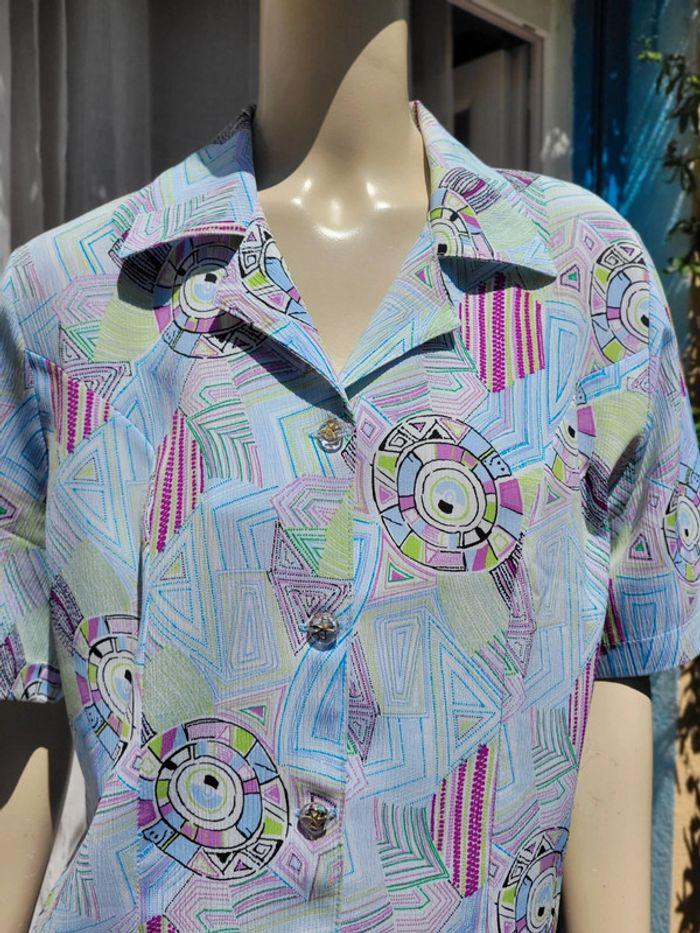 Jolie chemise aux motifs graphiques ! Vrai Vintage 80's ! - photo numéro 3