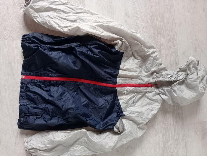 Veste pour la pluie - photo numéro 1