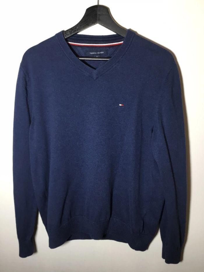 Pull col V pour homme Tommy Hilfiger bleu marine taille M 075 - photo numéro 1