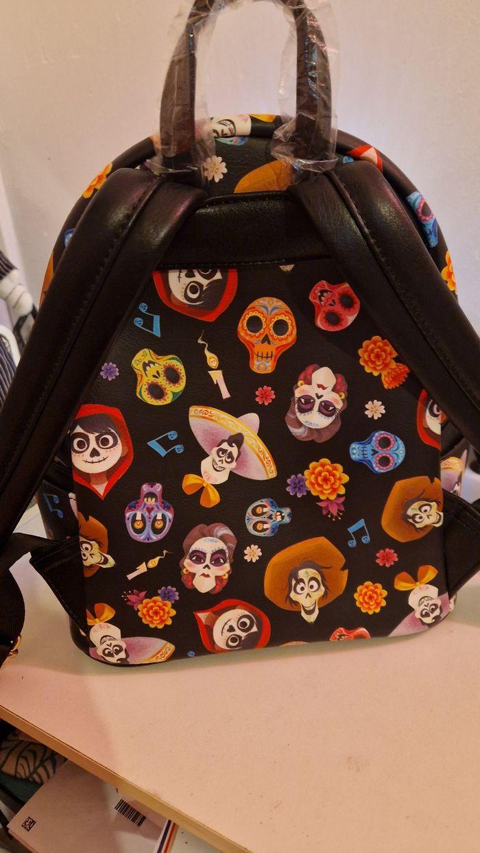 Sac à dos loungefly Disney Pixar Coco - photo numéro 5