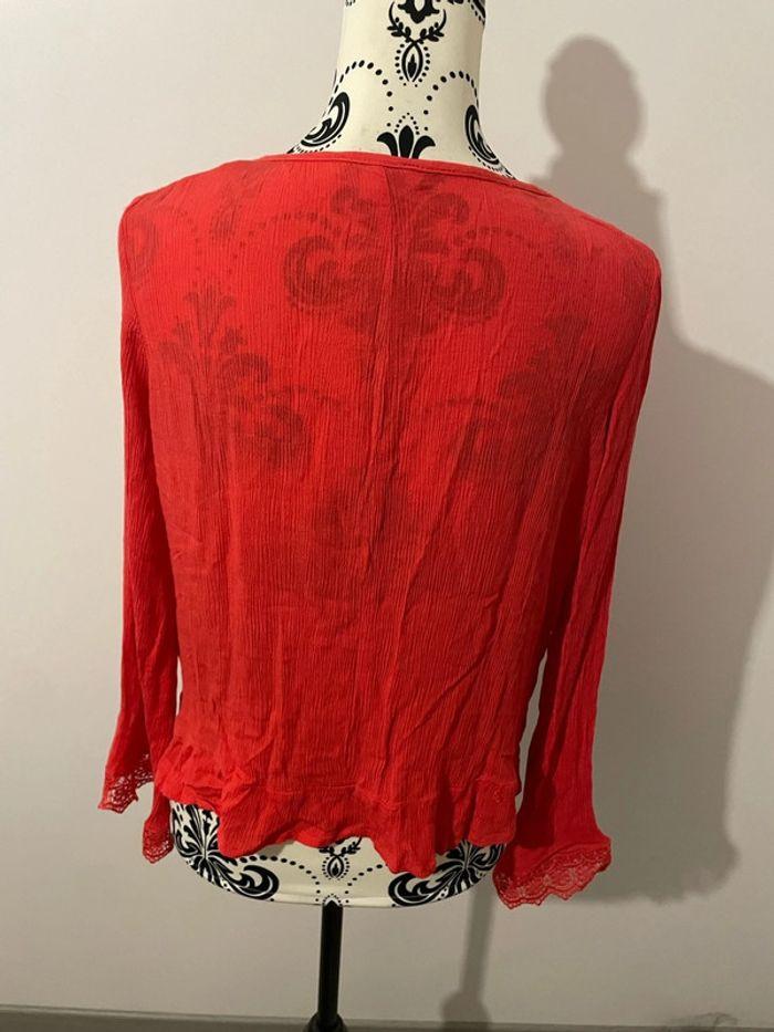 Blouse rouge corail manche longue dentelle epaule et poignet lien noeud devant neuf creeks taille 36 - photo numéro 4