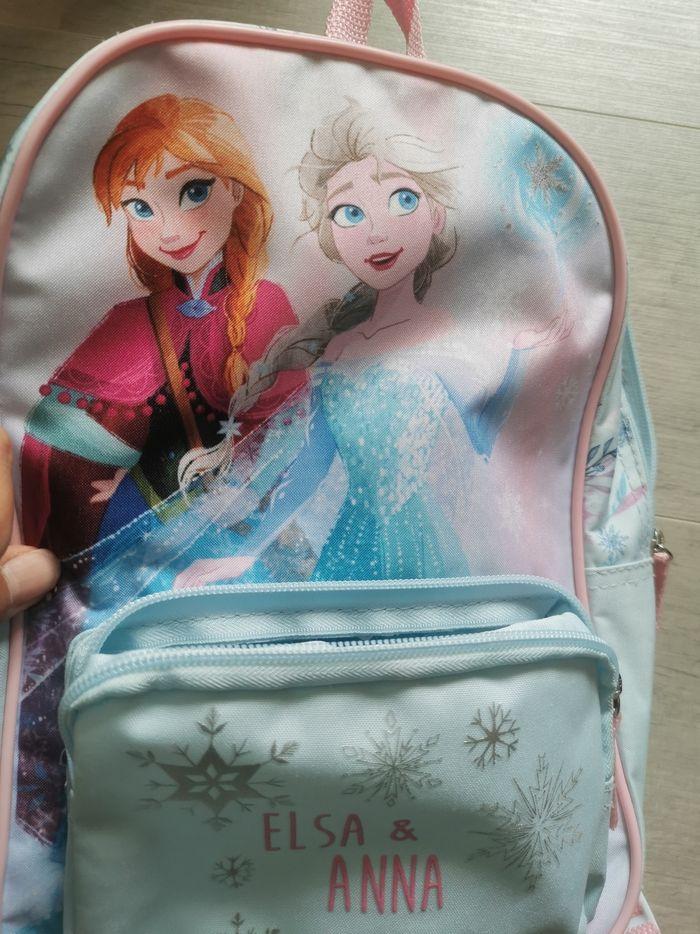 Sac à dos ou cartable maternelle reine des neiges - photo numéro 2