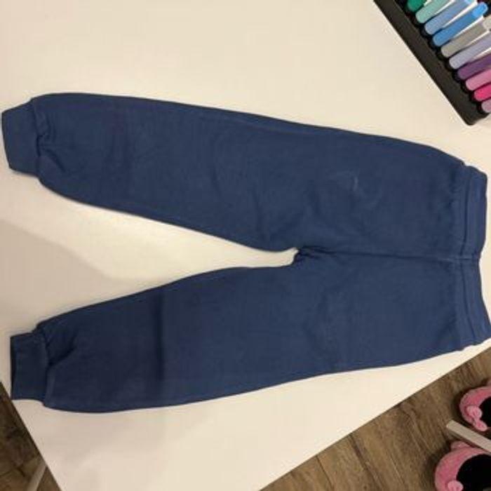 Pantalon de sport 3/4 ans - photo numéro 3