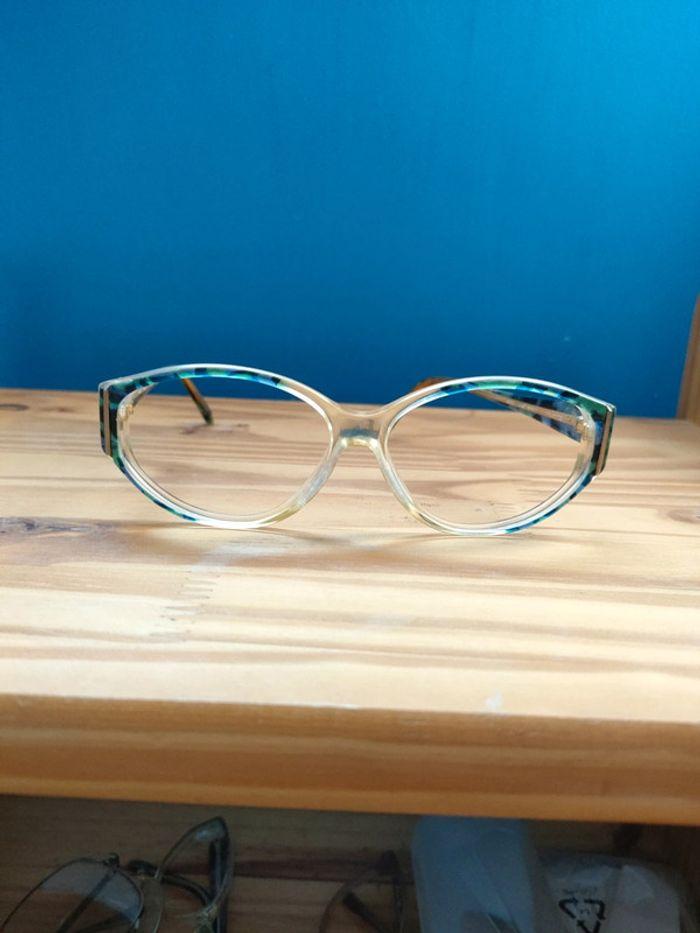 Paire de lunettes bleu vintage monture plastique - photo numéro 4