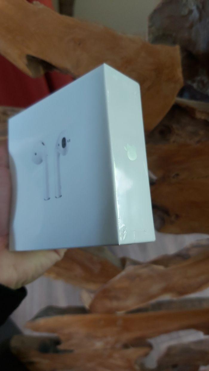 Air pods 2 - photo numéro 2