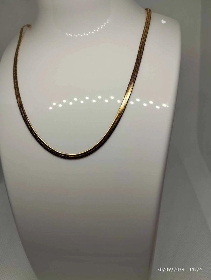 Collier simple et élégant doré ou argent - photo numéro 1