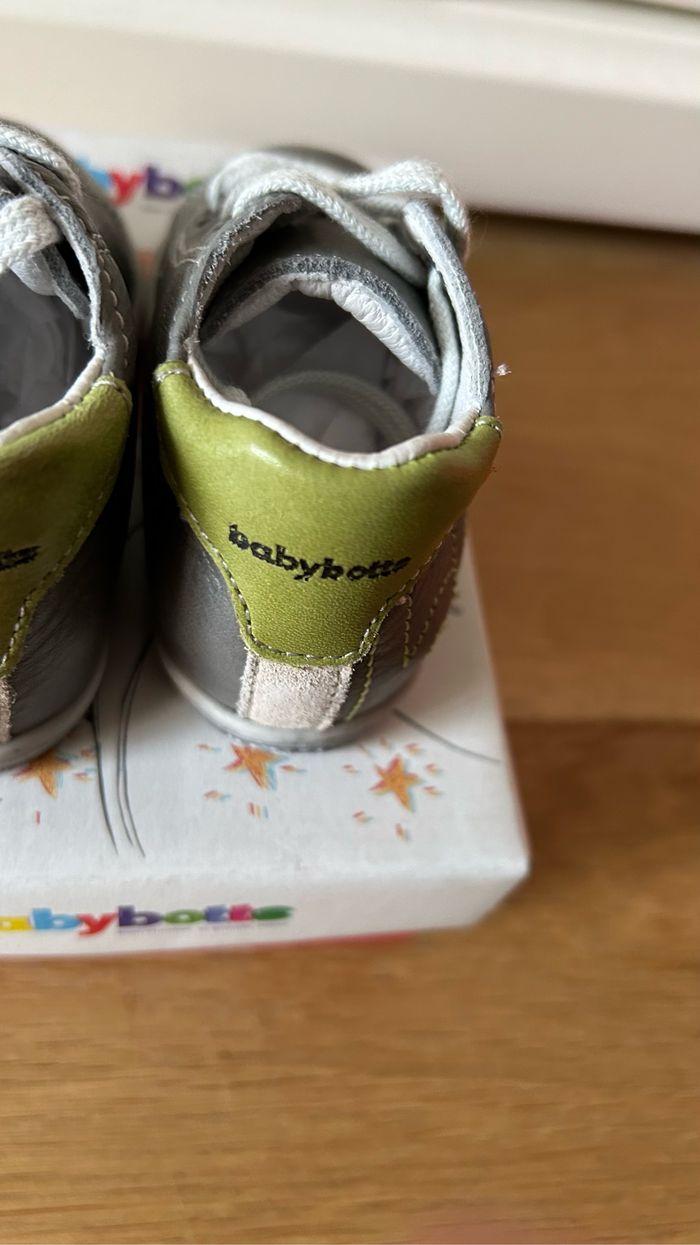 Chaussures premiers pas Babybotte neuves pointure 18 - photo numéro 10