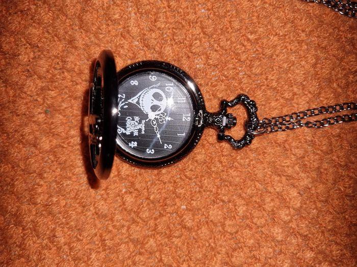 Montre de poche grise l étrange Noël de Mr jack - photo numéro 3