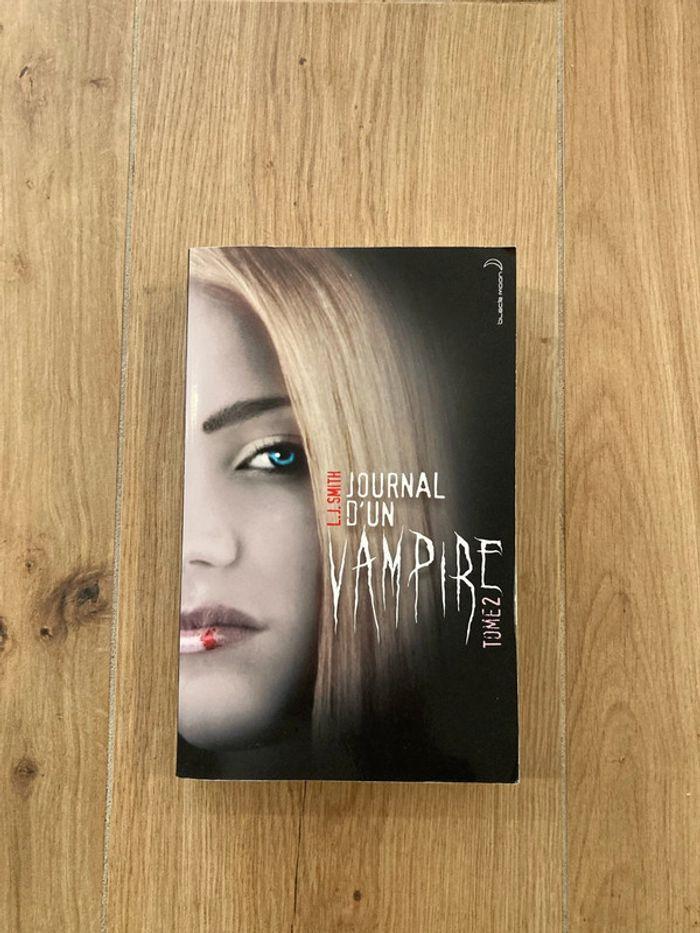 Journal d’un vampire - photo numéro 1