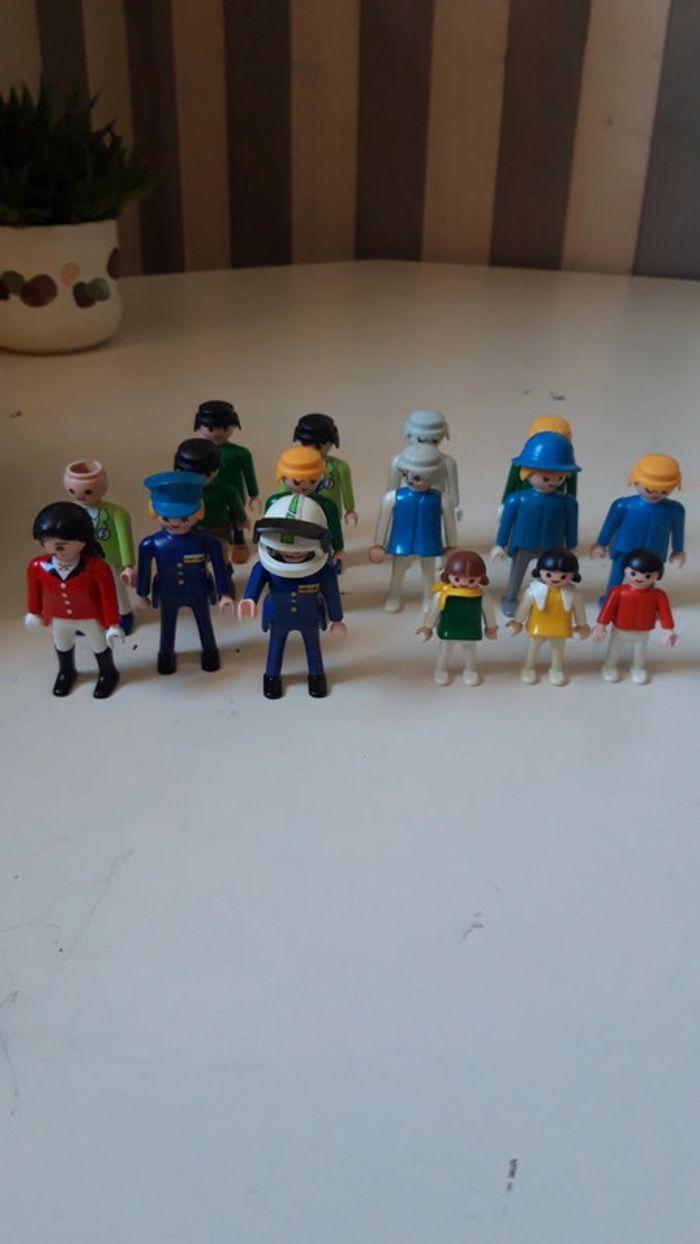 Lot de playmobil  GEOBRA vintage - photo numéro 1