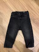 Jean H&M noir 6 mois