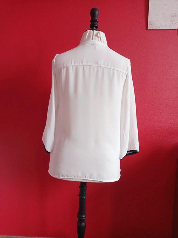 Blouse blanche Kiabi taille 40 État neuf - photo numéro 4