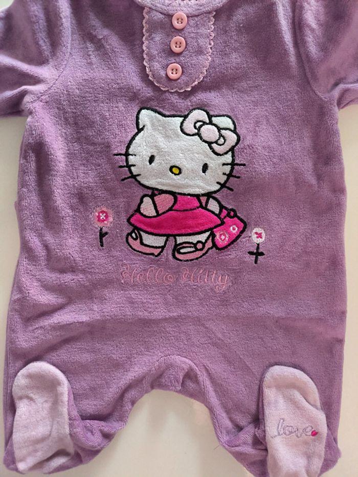 Pyjama Hello Kitty 1mois - photo numéro 2