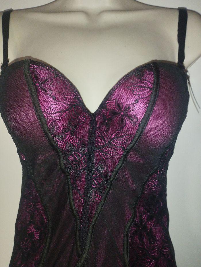 Ensemble de lingerie neuf avec étiquettes nuisette et string - photo numéro 2