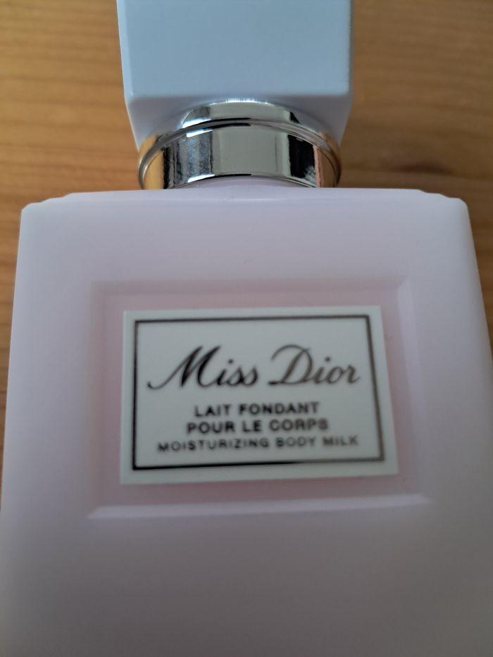 Lait fondant pour le corps miss dior 75 ml neuf - photo numéro 1