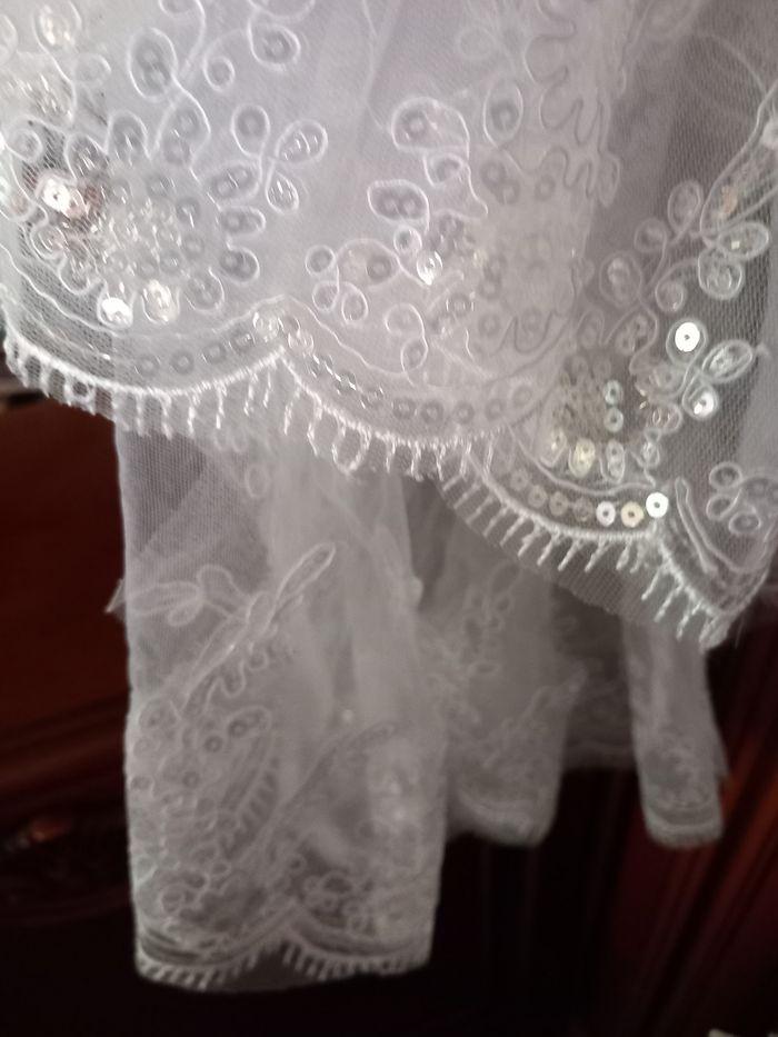 Voile de mariée en tulle blanc et paillettes - photo numéro 7