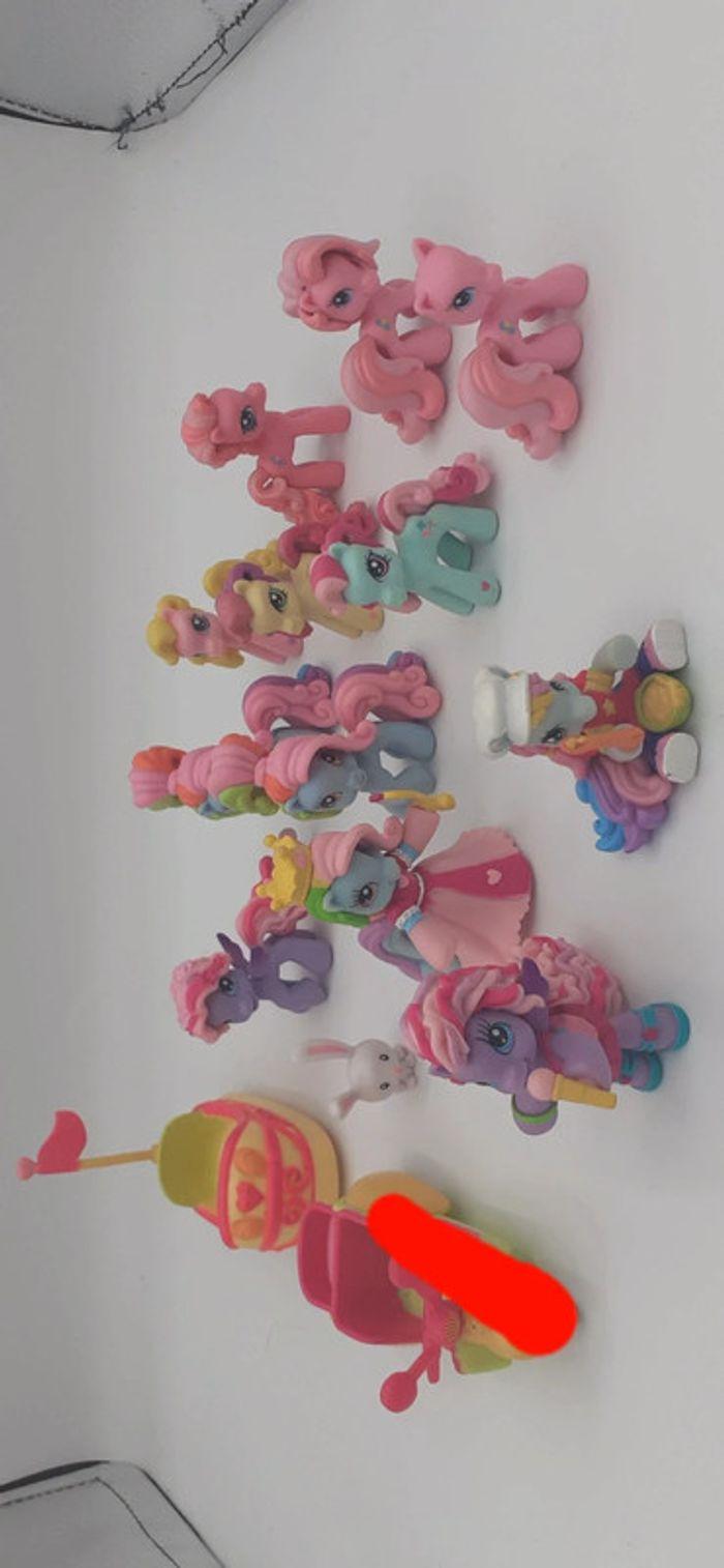 Minis figurines diverses my little pony Ponyville g3 - photo numéro 1