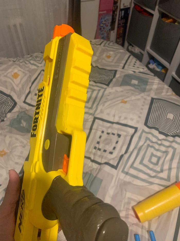 Nerf Fortnite SP jaune avec fléchettes - photo numéro 9