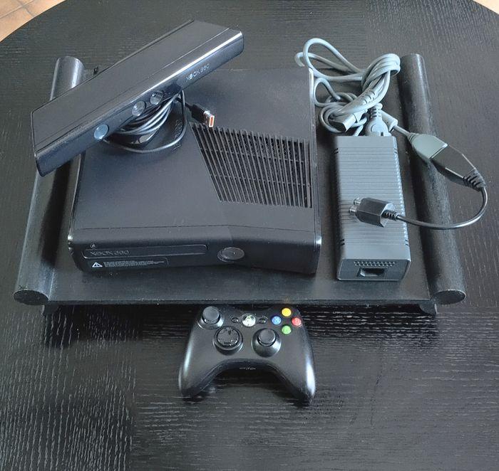 🎮 Xbox 360 Slim RGH 3.0 500Go 80 jeux + Manette + Kinect + Alim. TBE - photo numéro 1