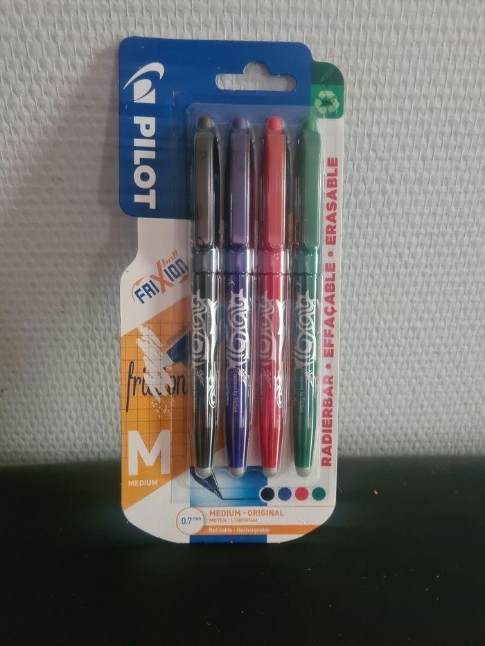 Lot de 4 stylos frixion pilot NEUFS