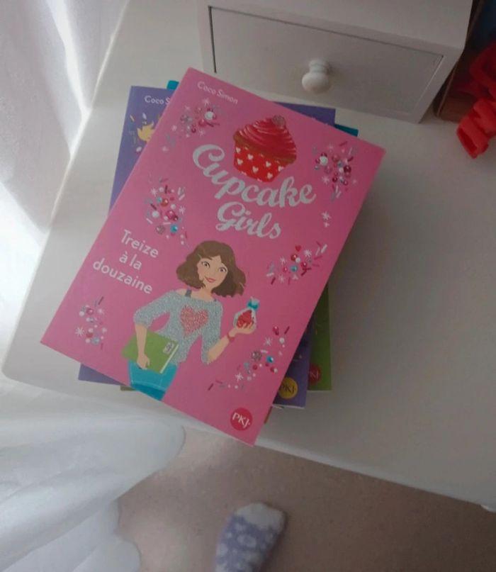 Lot livres Cupcake Girl - photo numéro 8