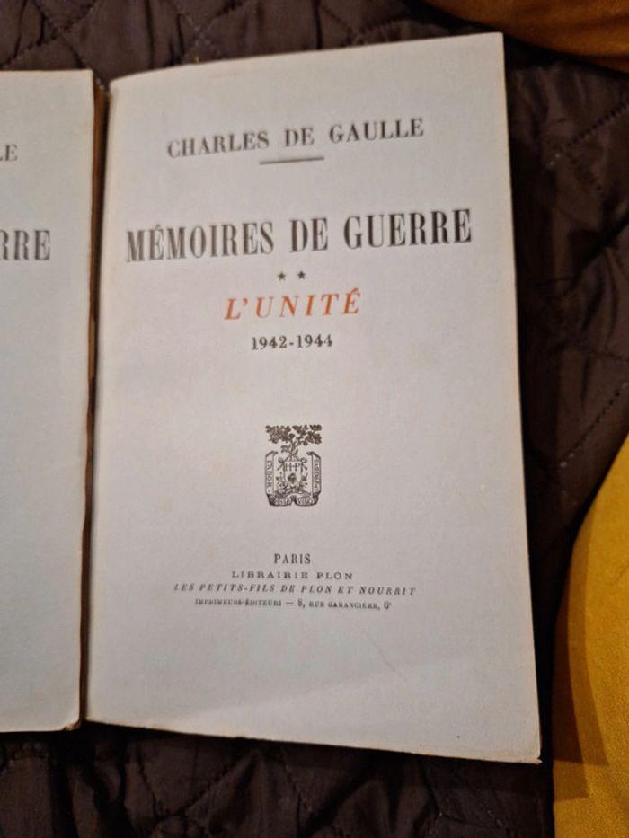 Memoires de guerre en deux volumes- Charles De Gaulle - photo numéro 2