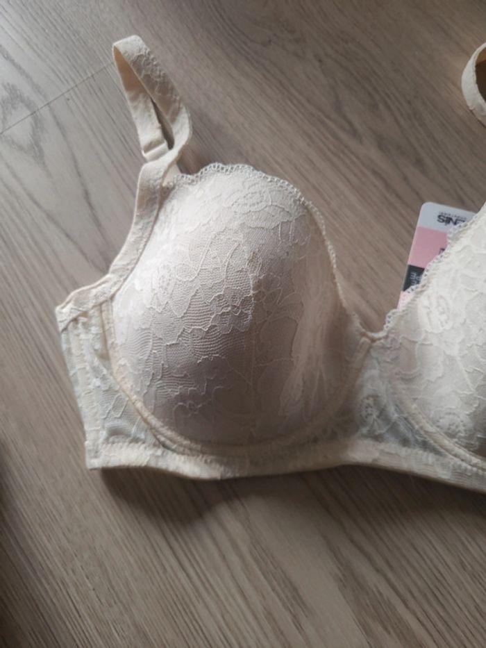 Soutien gorge forme naturelle - photo numéro 3