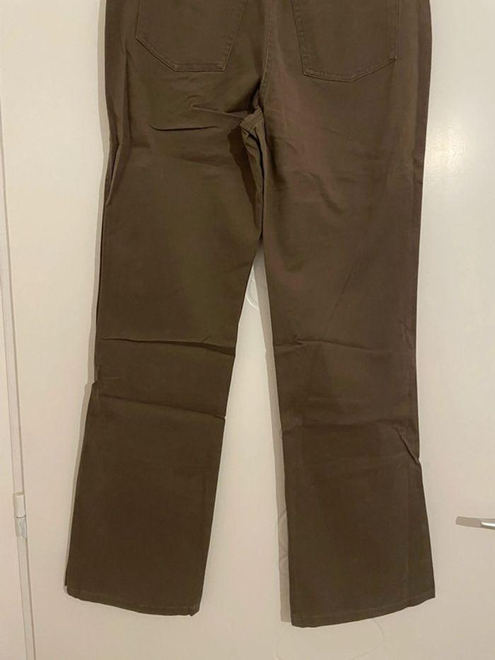 Pantalon extensible kaki taille haute coupe droite bas très légèrement évasé Olsen taille M - photo numéro 6