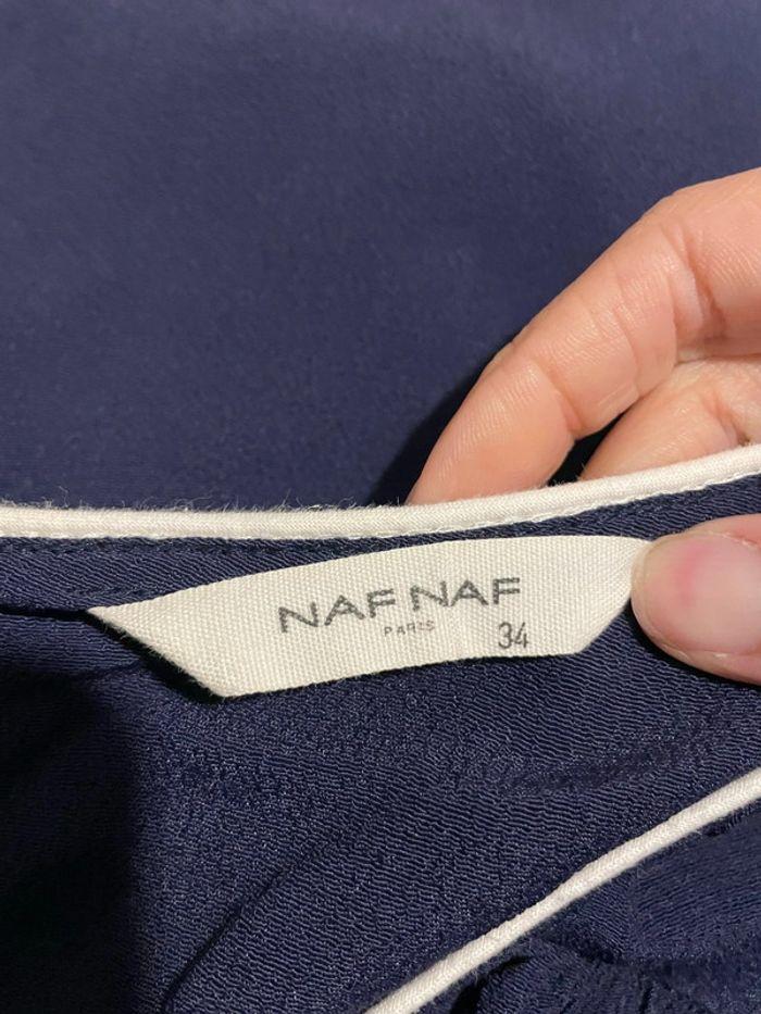 Blouse à manches longues fluide bleu marine bordure et poignet blanc noeud dos Naf Naf taille 34 - photo numéro 5