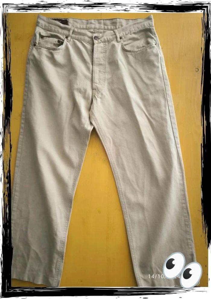 Pantalon beige vintage Marlboro classics  taille 46 (36 us) - photo numéro 1