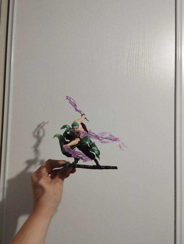 Figurine zoro en action neuf one piece - photo numéro 4