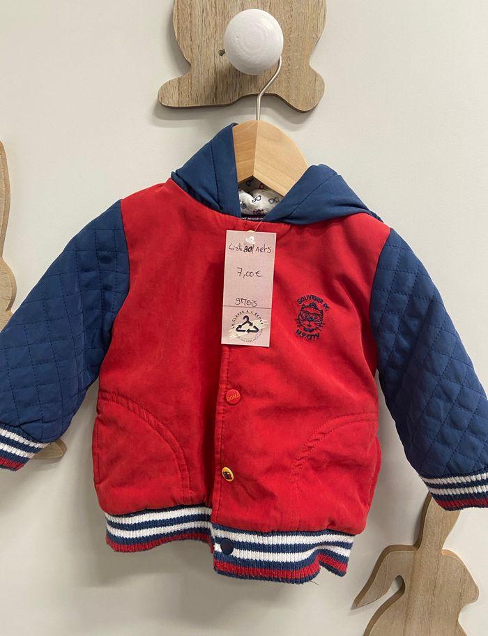 Manteau rouge et bleu sergent major 9mois type doudoune. Très bon état 7€