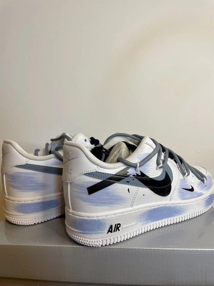 Baskets basse Nike Air Force 1 Custom - photo numéro 2