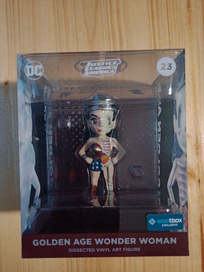 Figurine DC Justice ligue of America Golden Age Wonder Woman - photo numéro 5