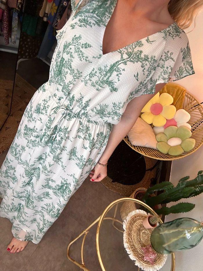 Robe longue H&M à motifs verts fleuris oiseaux, taille 36 - photo numéro 3