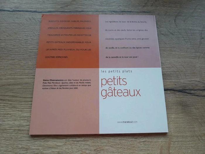 Livre de recettes marabout Les Petits gateaux - photo numéro 2