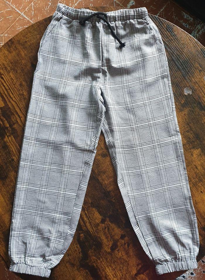 Pantalon neuf jamais porté - photo numéro 1